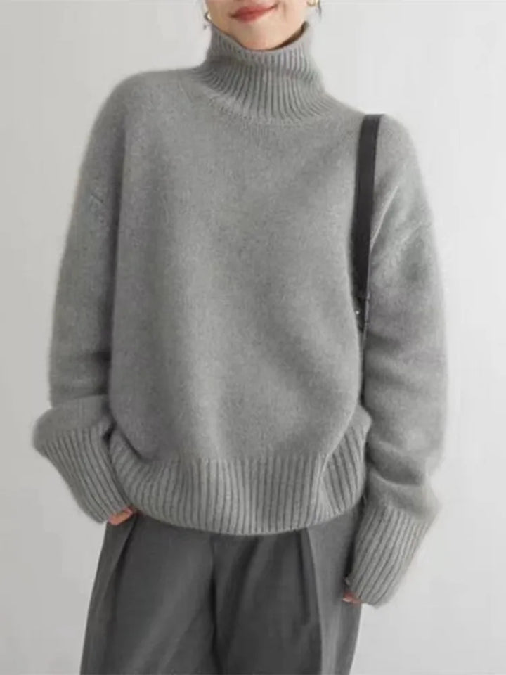 EVELYN – COZY ELEGANCE TURTLENECK SWEATER