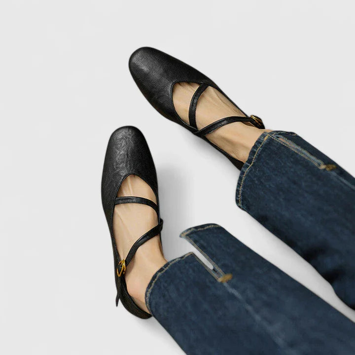 CLARA – TIMELESS CHARM MARY JANE FLATS