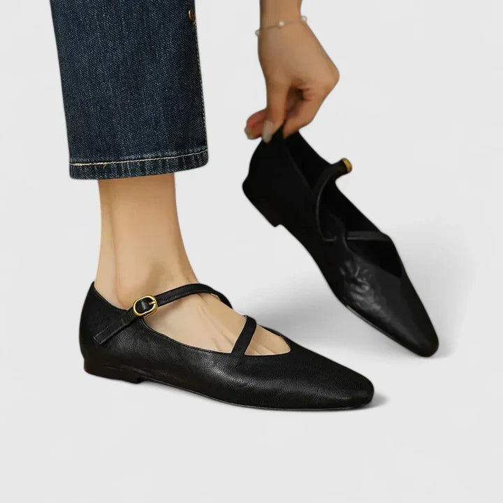 CLARA – TIMELESS CHARM MARY JANE FLATS