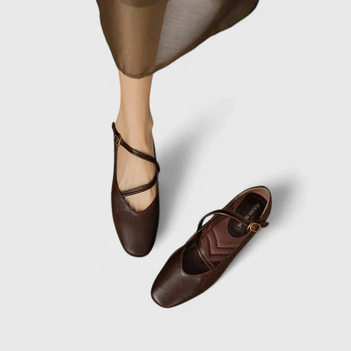 CLARA – TIMELESS CHARM MARY JANE FLATS