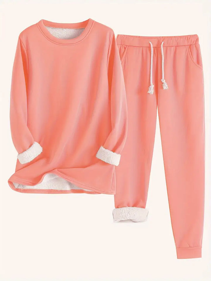 MILA – COZY LOUNGEWEAR SET