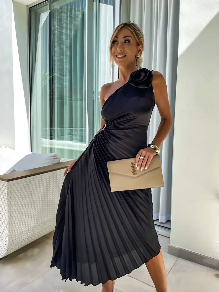 Elegant Pleated Dress with Shoulder Detail